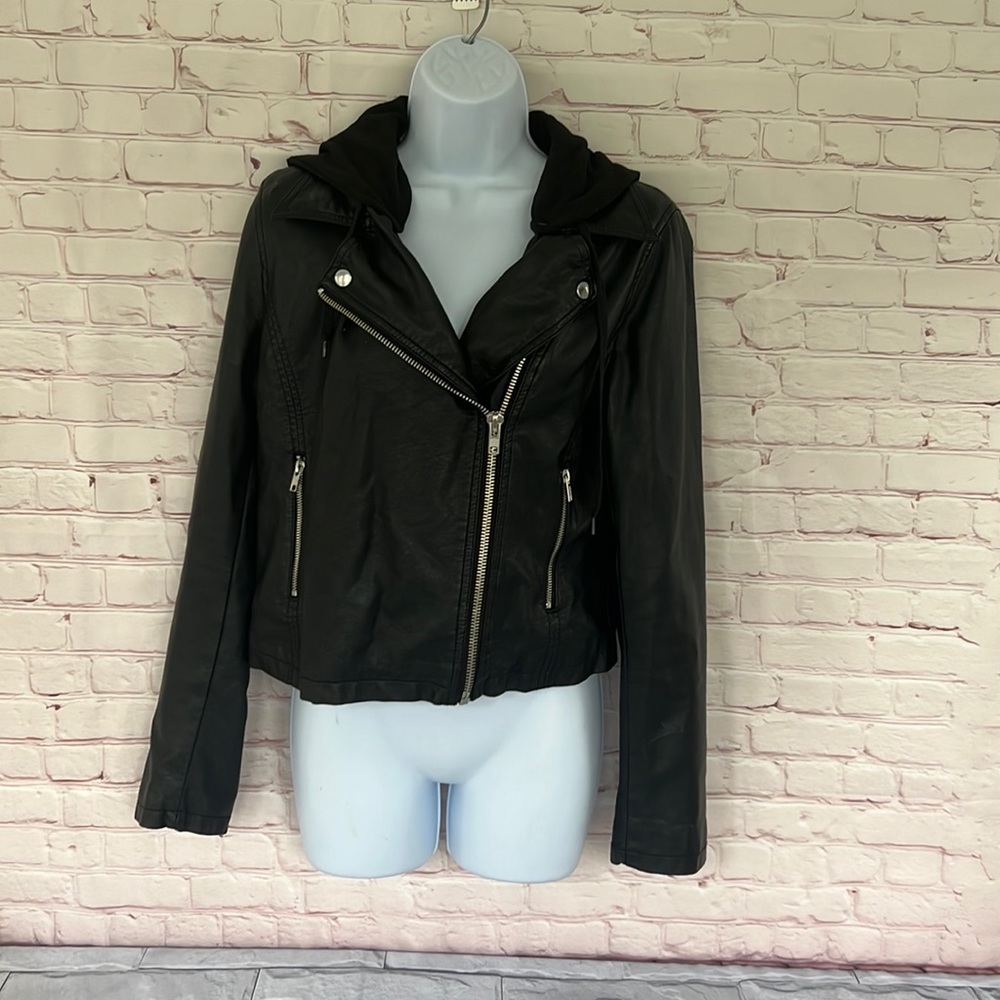 Forever 21 faux black leather lightweight hoodie jacket size large